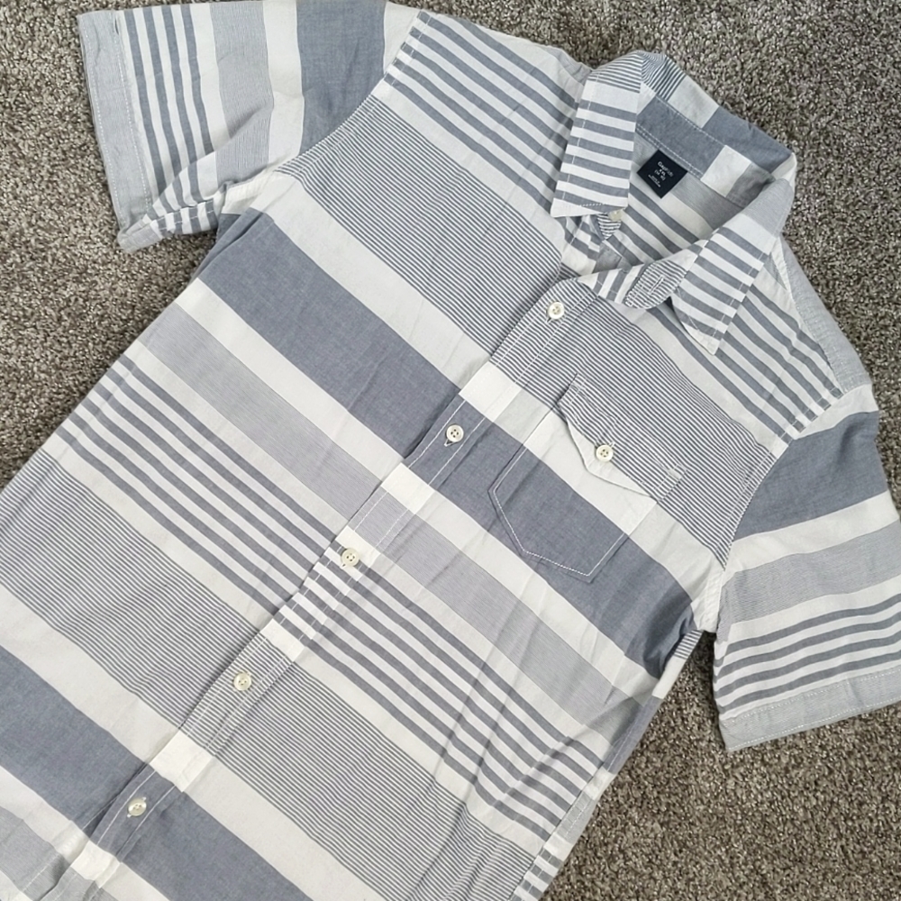 Gap Boy's XXL 14 16 Blue White Striped 100% Cotton Shirt